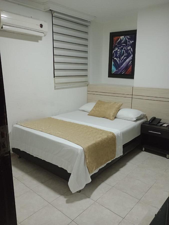 Hotel Suite Imperial 72 Баранкила Екстериор снимка