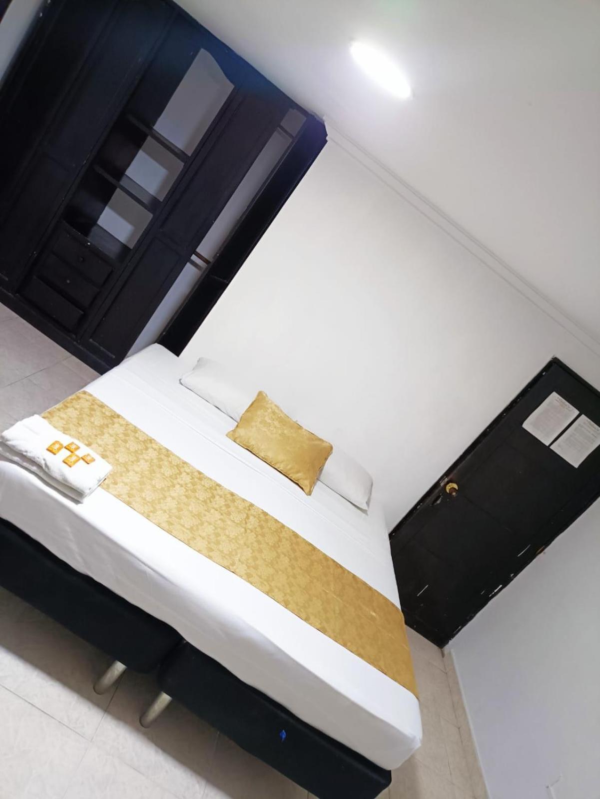 Hotel Suite Imperial 72 Баранкила Екстериор снимка