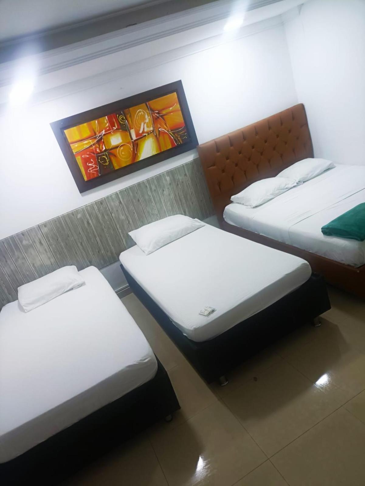 Hotel Suite Imperial 72 Баранкила Екстериор снимка