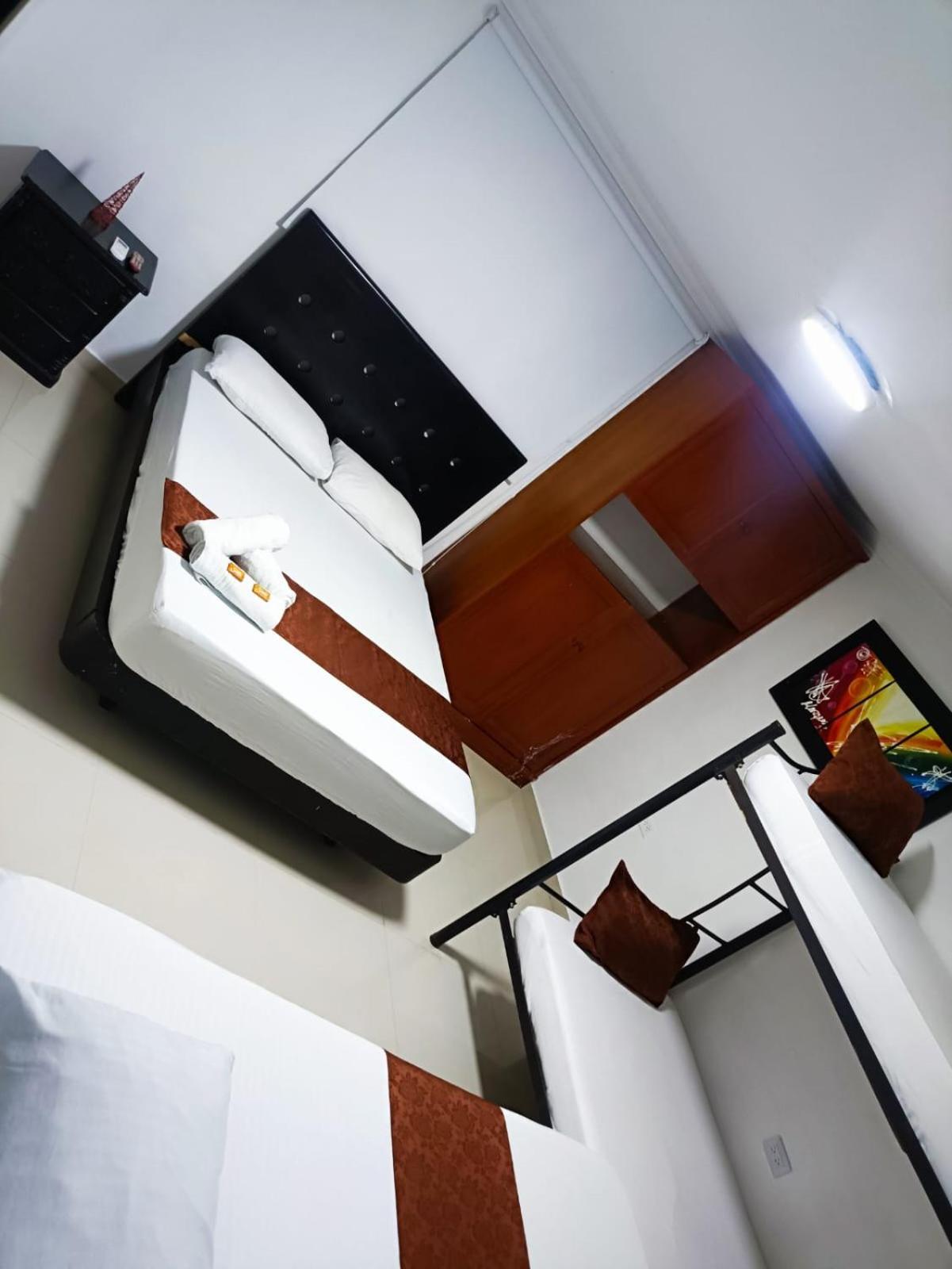 Hotel Suite Imperial 72 Баранкила Екстериор снимка