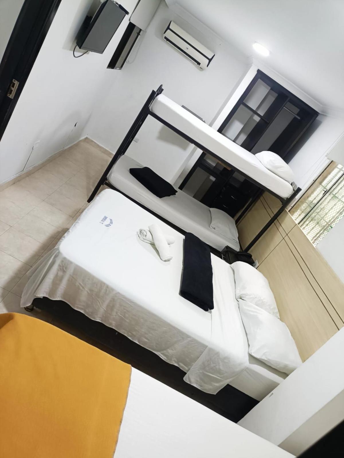 Hotel Suite Imperial 72 Баранкила Екстериор снимка
