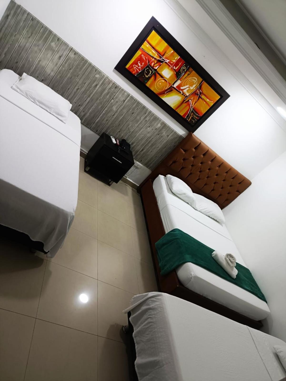Hotel Suite Imperial 72 Баранкила Екстериор снимка
