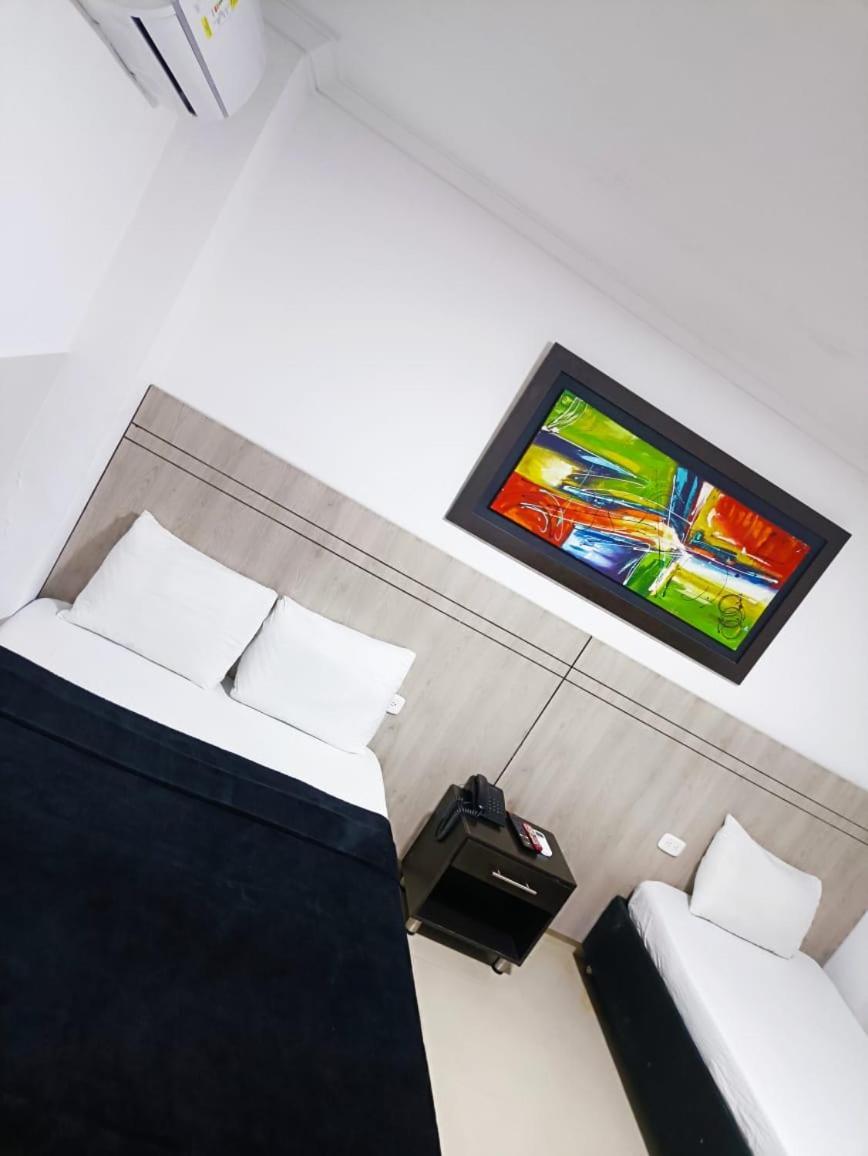 Hotel Suite Imperial 72 Баранкила Екстериор снимка
